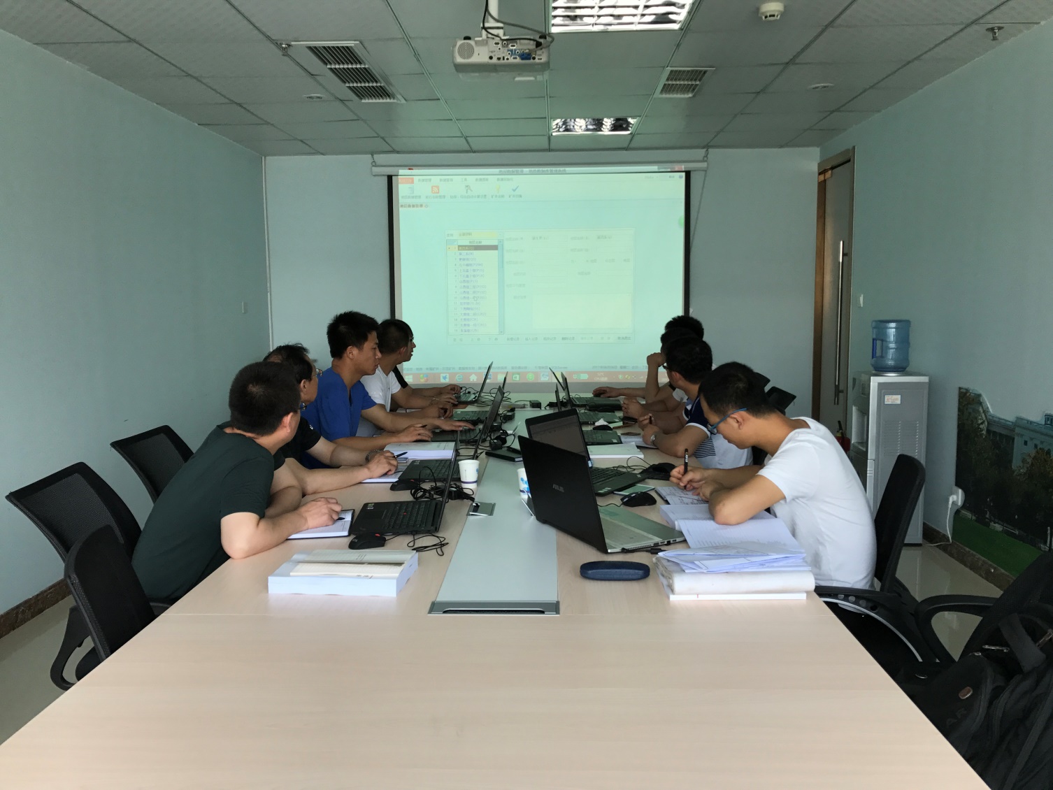 6375523199998421289395485