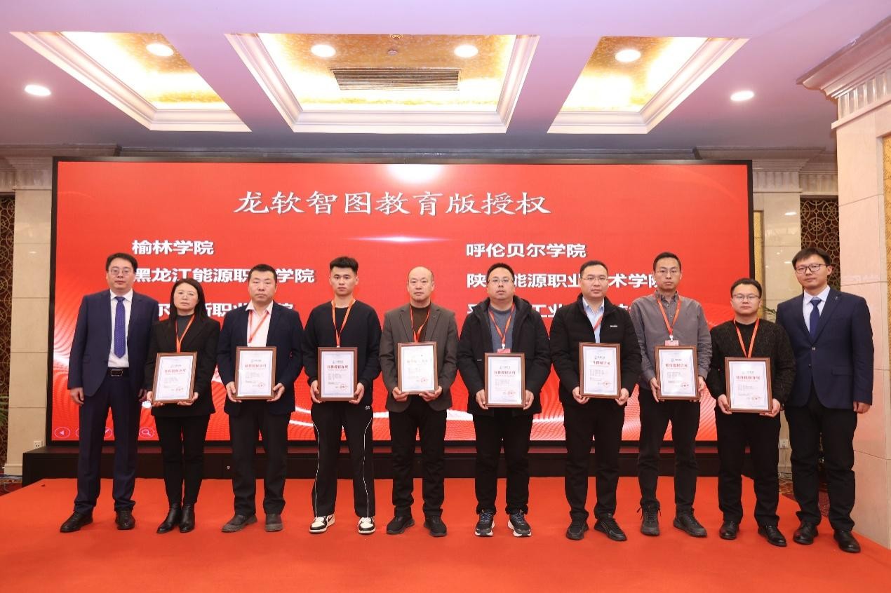 6386993317309933694696320