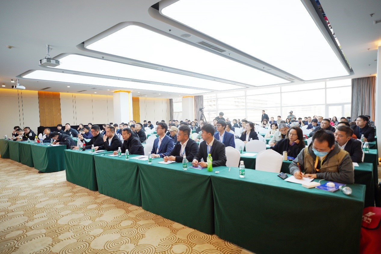 6389746194378831648292721